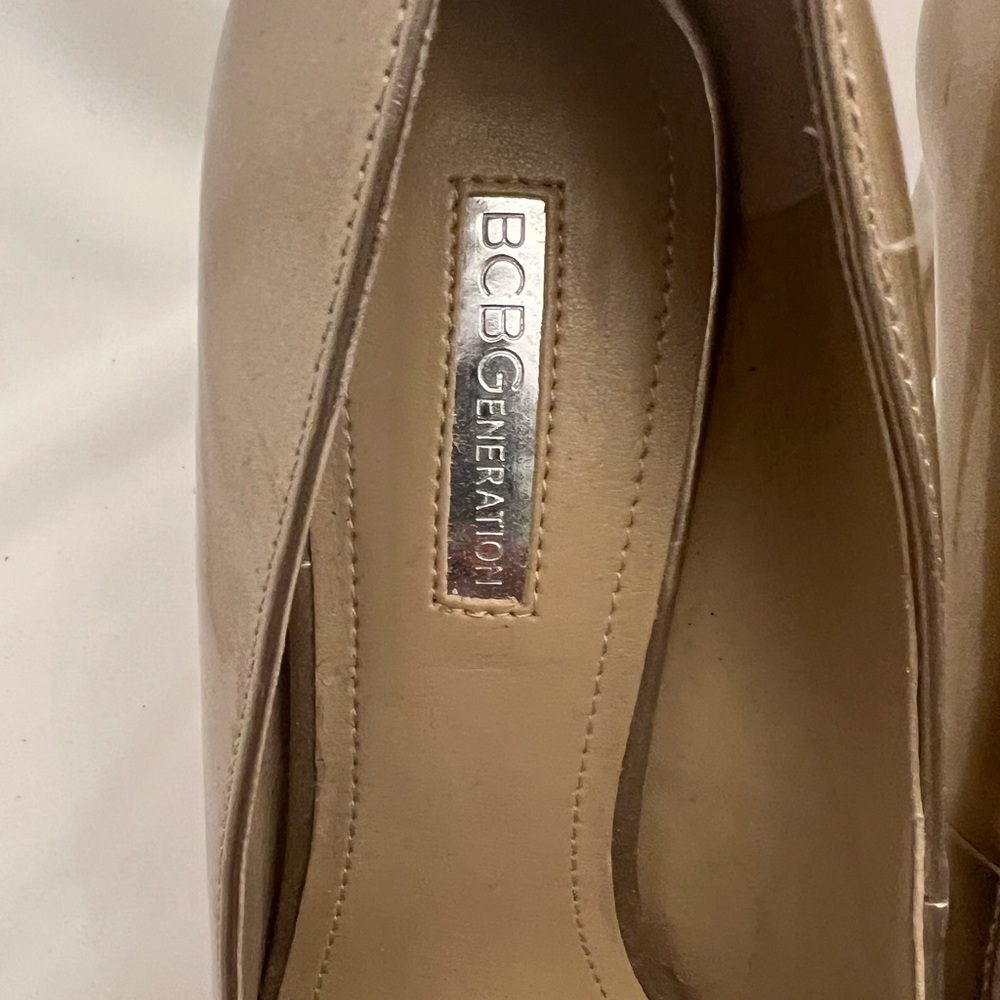 Bcbgenerstion high heeled shoes, size 8.5M - Picture 4 of 6